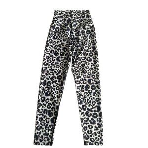 BEACHRIOT Sport Animal Print Workout Training Leggings Size Medium
